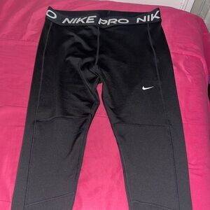 Women Nike Pro Leggings